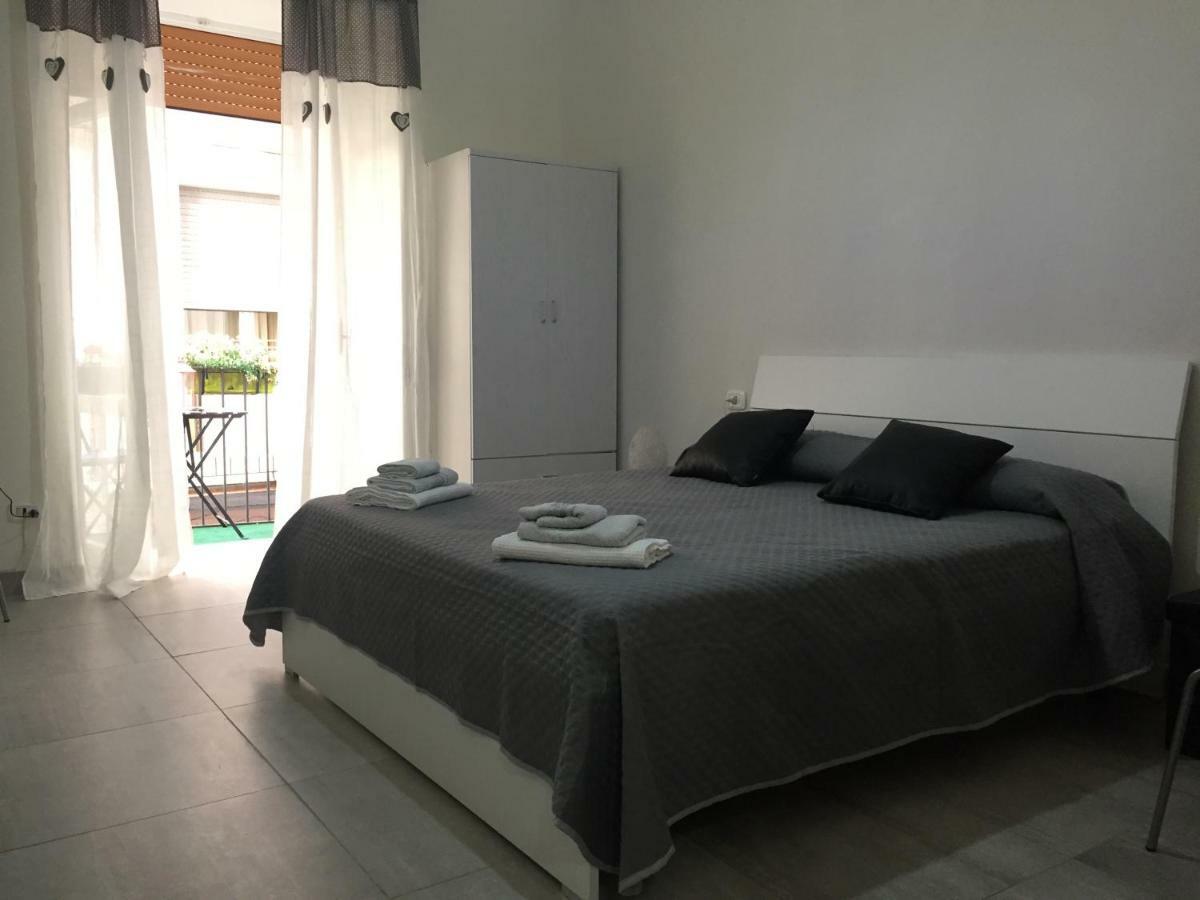 Rita'S Home Napoli Dış mekan fotoğraf